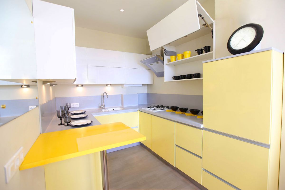 Желтая кухня 8611