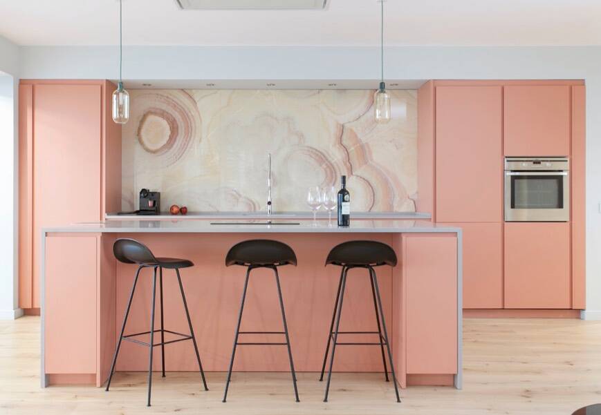 Розовая кухня 13773