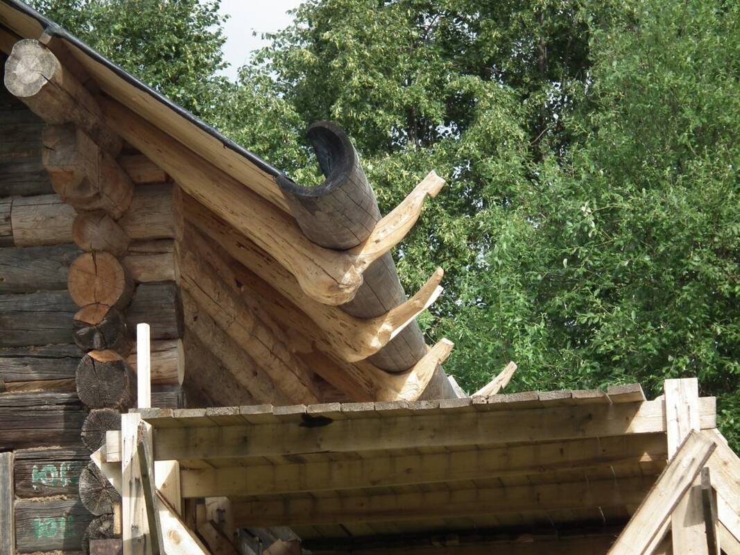 Крыша деревянного дома 18727