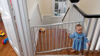 Дом, лестница, дети. Защита лестниц от детей