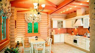 Кухня в деревянном доме Кухня в деревянном доме