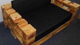 Кресло из поддонов Кресло из поддонов