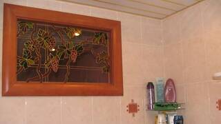 Окно между ванной и кухней Окно между ванной и кухней